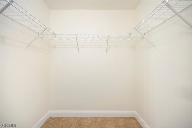 Building Photo - 1132 SE 19th St