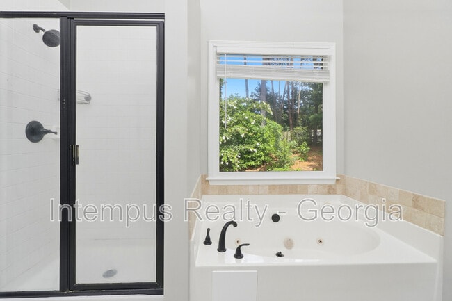 Building Photo - 4241 Moccasin Trail