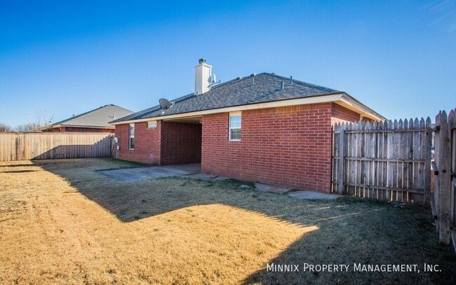 Building Photo - 6704 9th St