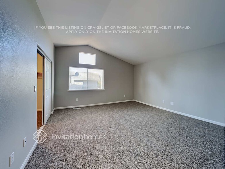 Building Photo - 367 Samantha Pl