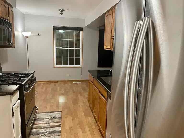 Building Photo - 84 Maplewood Dr