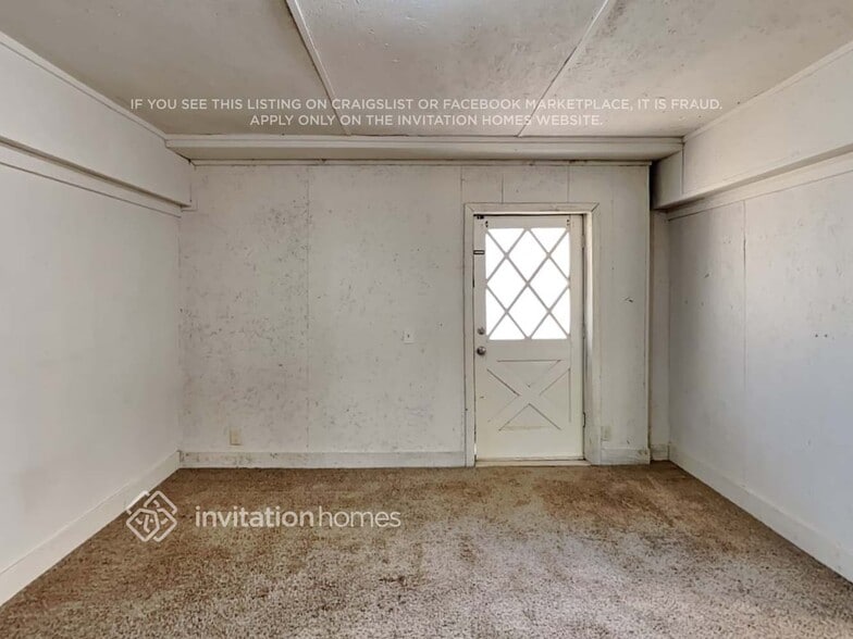 Building Photo - 5491 Four Winds Dr SW