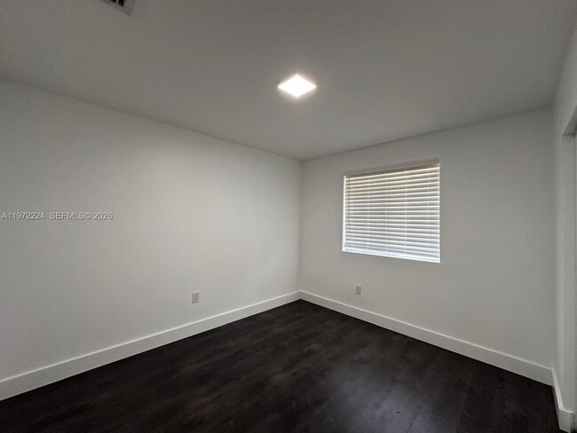 Building Photo - 1209 NE 136th Terrace