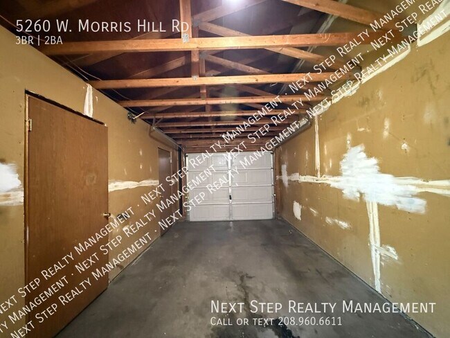 Building Photo - 5260 W Morris Hill Rd