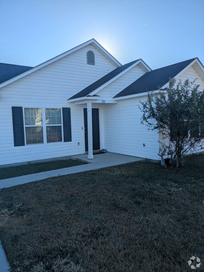 Building Photo - Home in Lanier County