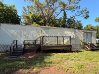 Building Photo - 7555 Ebson Dr