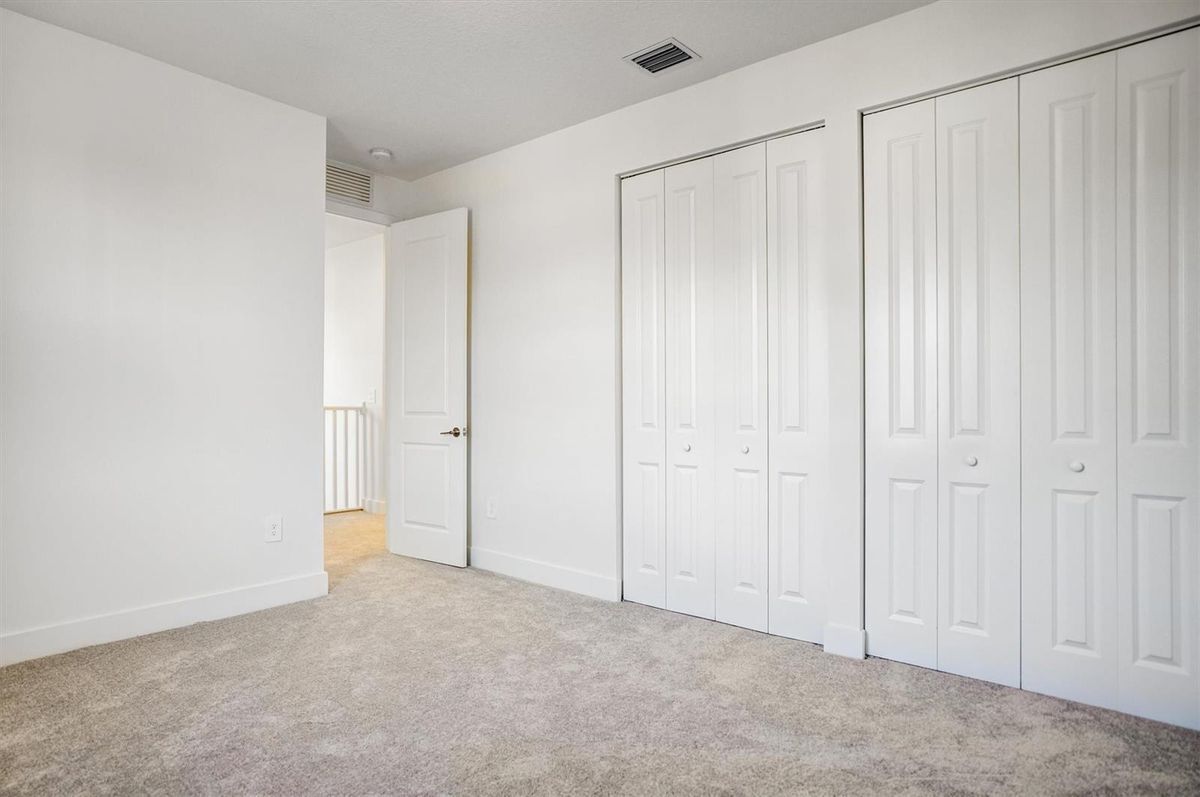 Building Photo - 12328 Green Oak Dr