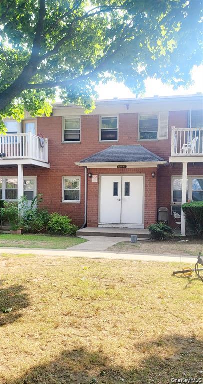 Building Photo - 9 C Hemlock Dr