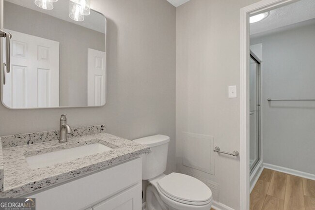 Building Photo - 105 Belle Dr