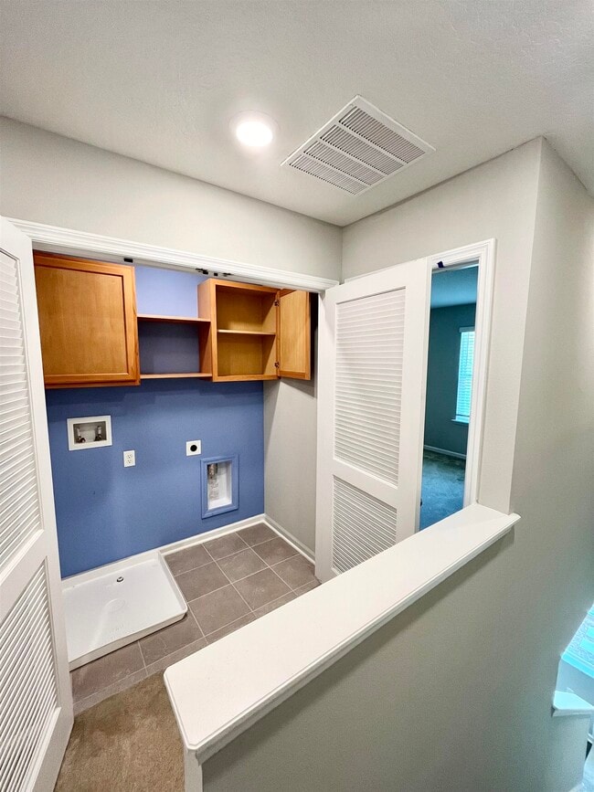 Building Photo - 150 Silver Fern Dr
