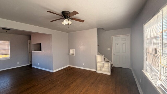 Building Photo - $875 All Bills Paid: 2-Bedroom Townhome