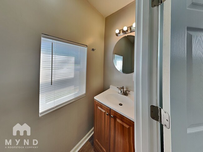 Building Photo - 3400 1st Ave