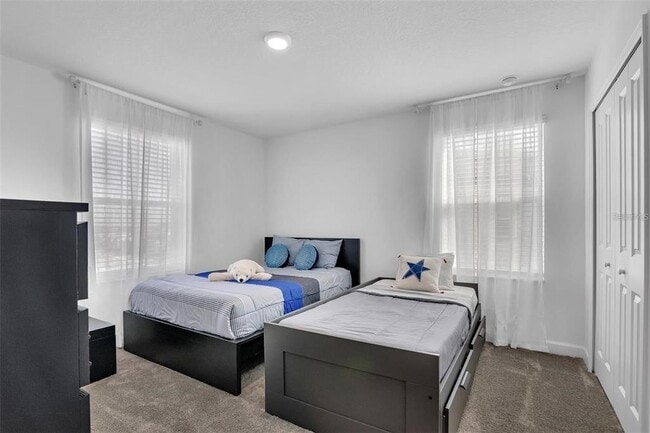 Building Photo - 9084 Sommerset Hills Dr