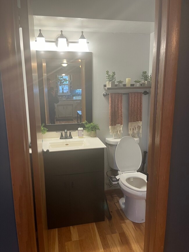 Building Photo - 12133 W Bluemound Rd