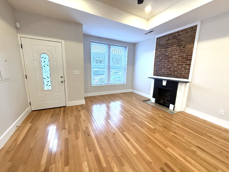 Building Photo - 1435 Mellwood Ave