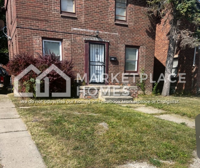 Building Photo - 15411 Mansfield St