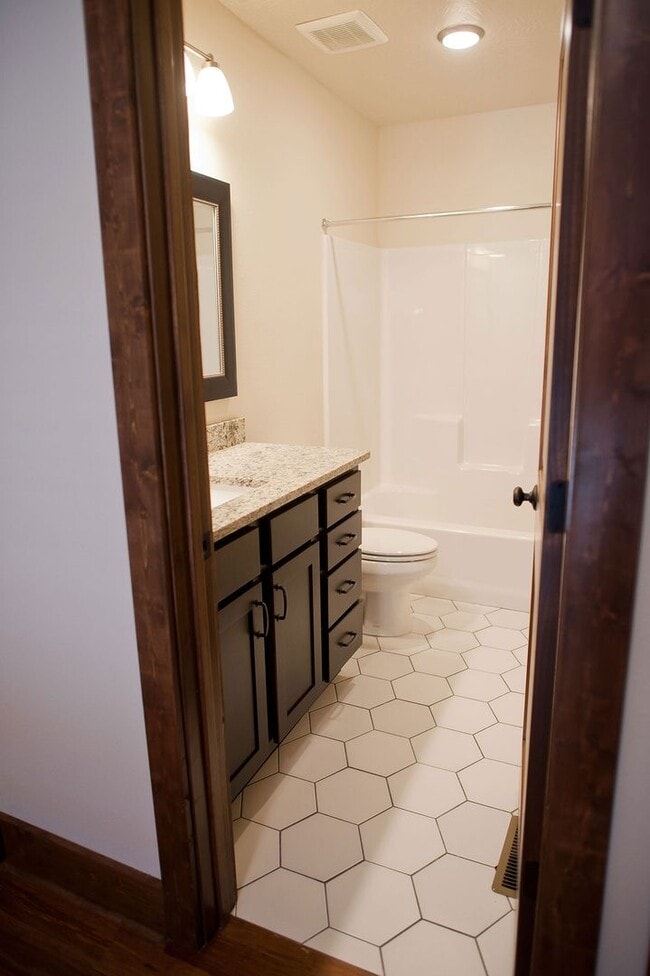 Building Photo - Union Biscuit West - 105