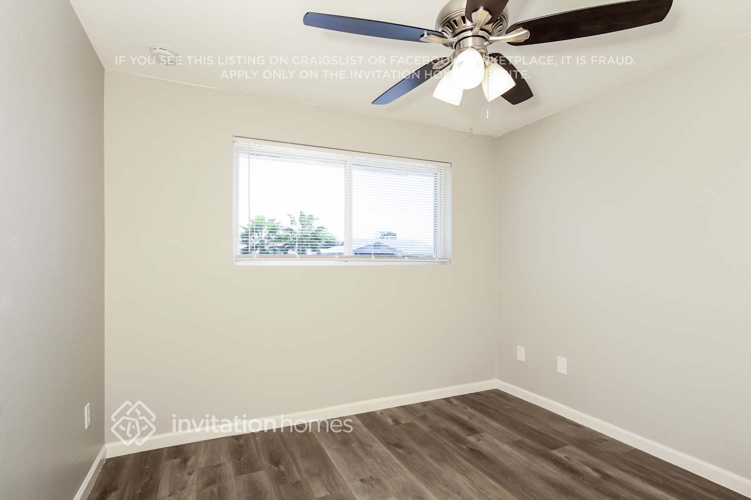 Building Photo - 5636 W Hatcher Rd