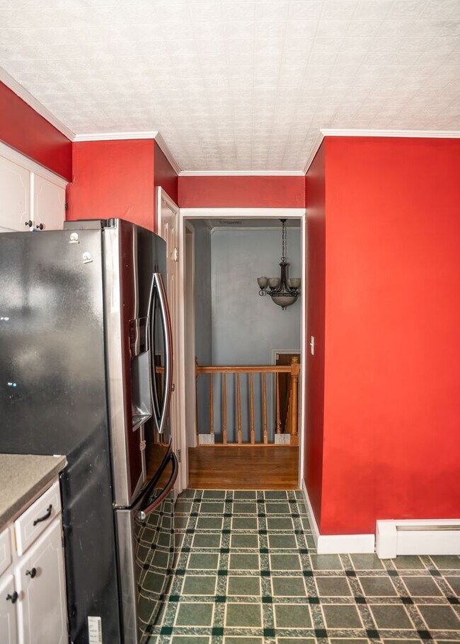 Building Photo - 1643 Colonial Manor Dr