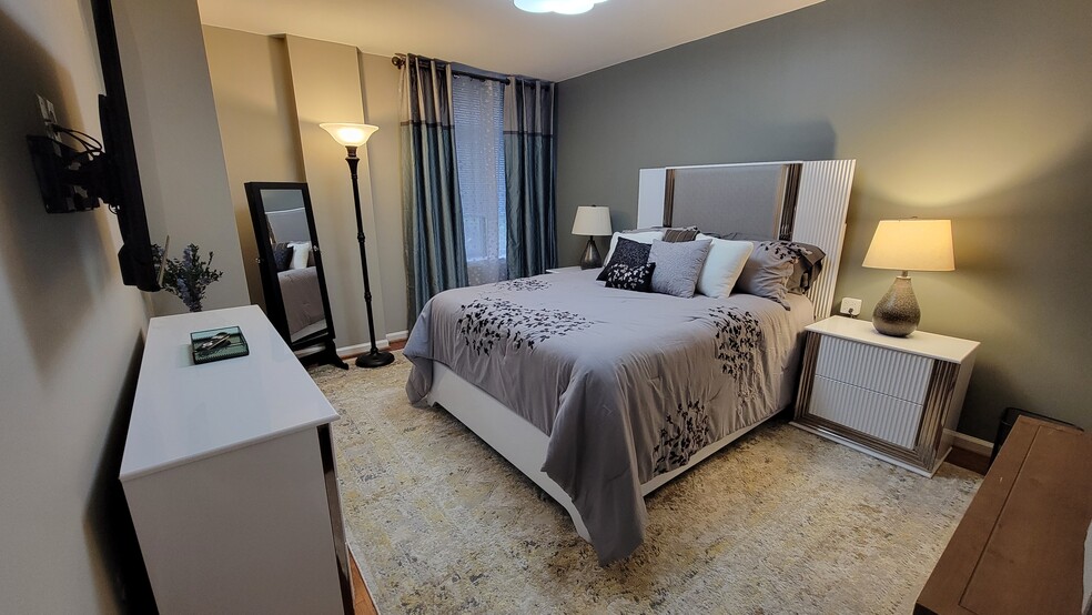 Bedroom - 1312 Massachusetts Ave NW