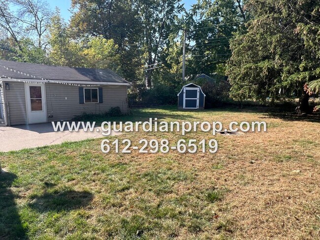 Building Photo - Mounds View House Available Now, Updated K...