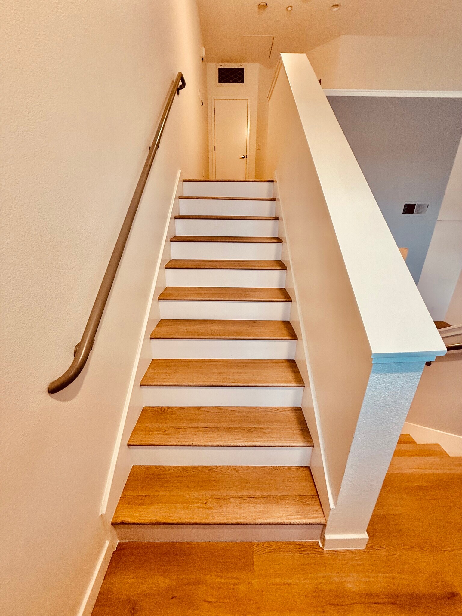 Building Photo - 2869 Regatta Dr