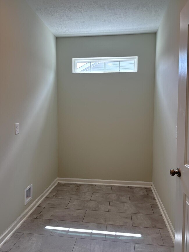 Building Photo - 5277 Copse Dr