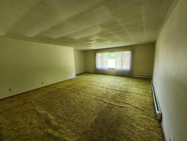 Building Photo - 205 Indiana Rd