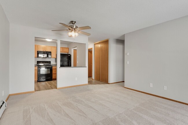 Interior Photo - Summer Creek Apartments