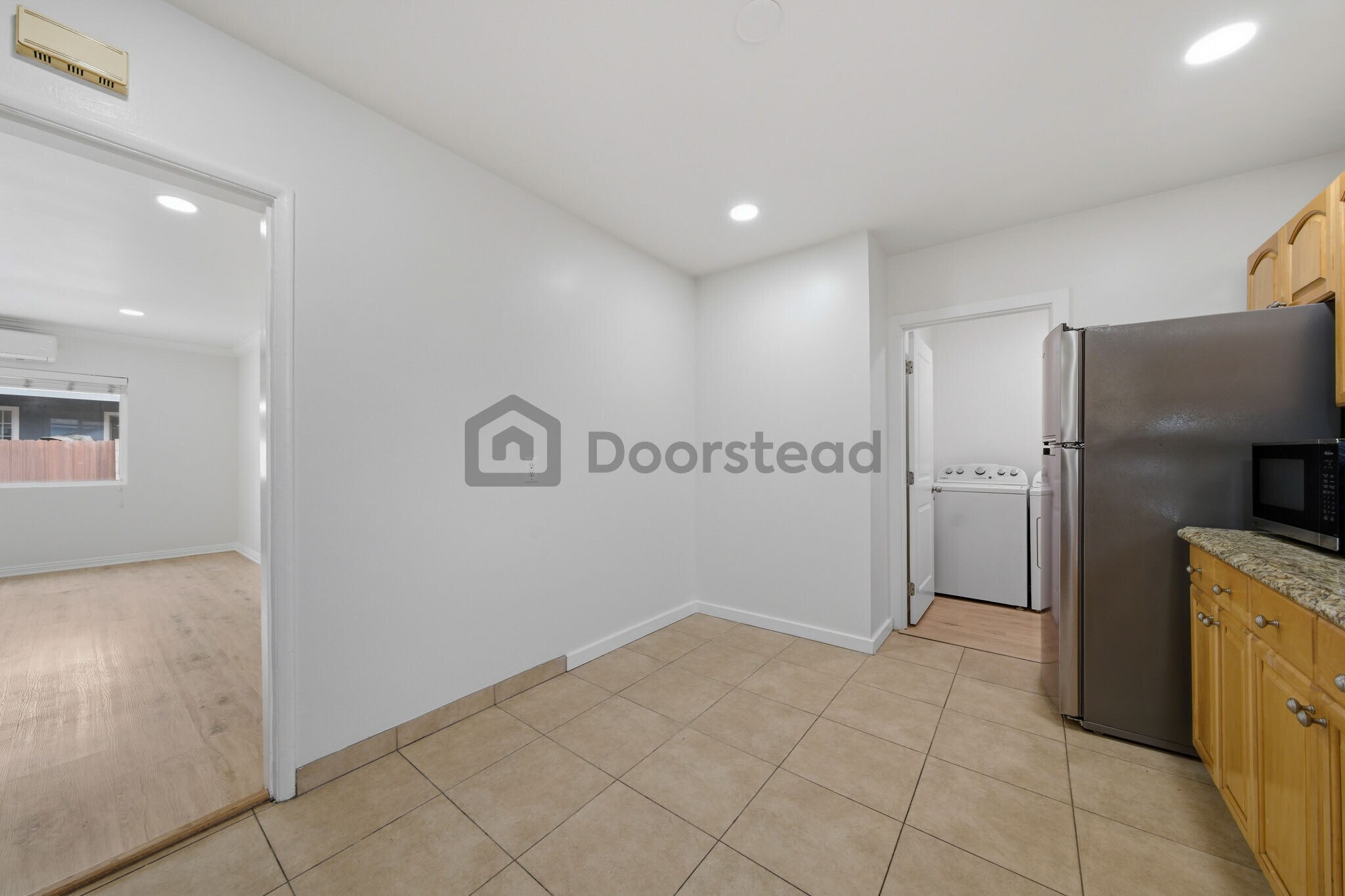 Building Photo - 16306 S Denver Ave