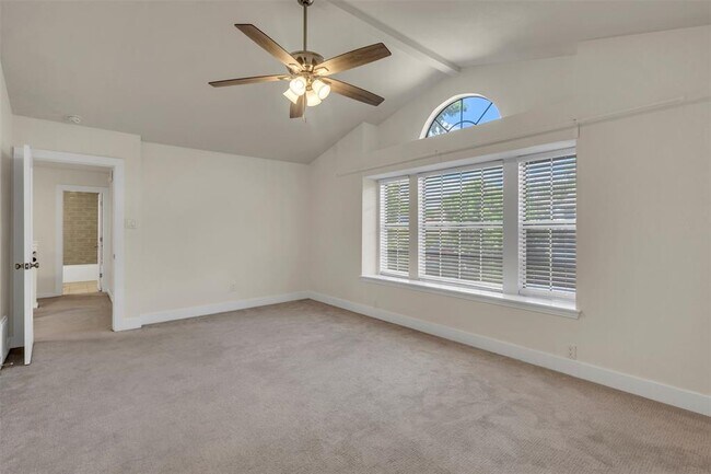 Building Photo - 12312 Yarmont Way