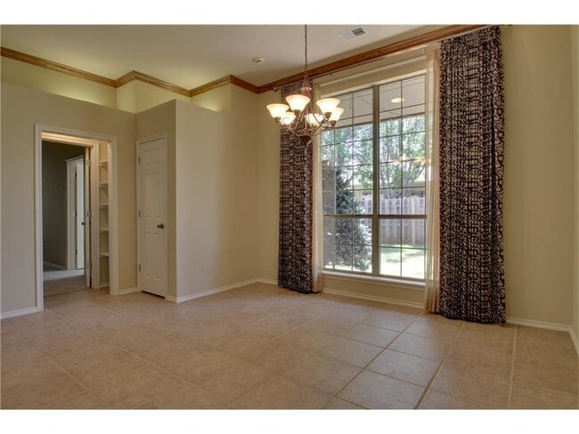 Building Photo - Fantastic  3 Bedrooms + Study Home in Prai...