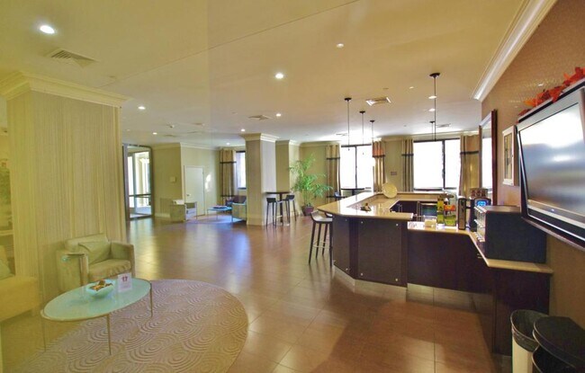 Building Photo - 2451 Midtown Ave