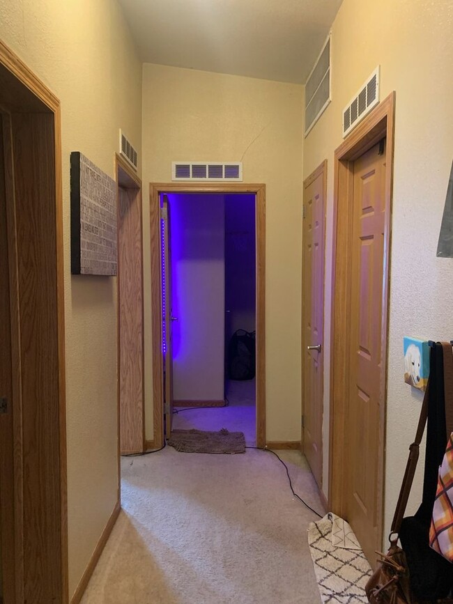 Building Photo - Cute 3 Bedroom Home in Milliken