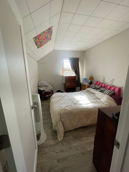 Bedroom 1 - 1628 California St NE