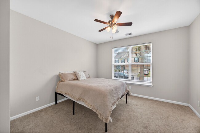 Building Photo - 7736 Kinston St