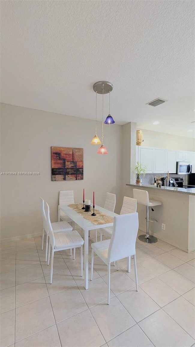 Building Photo - 3930 NW 91st Terrace