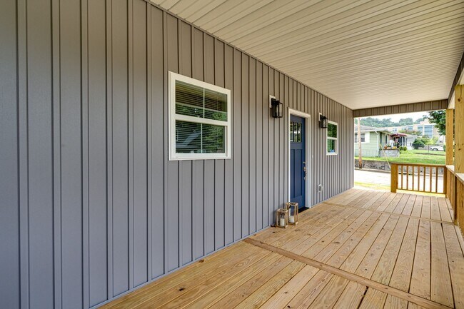 Building Photo - 3BR 2BA - New Construction - ADU on property is also available for rent