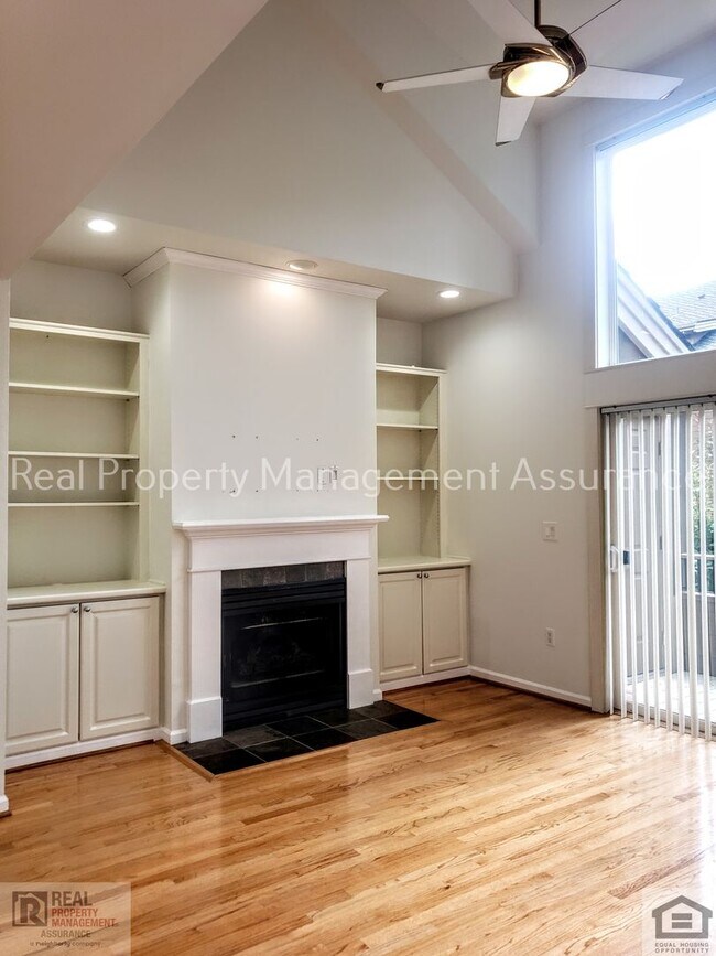 Building Photo - 10275 NW Alder Grove Ln