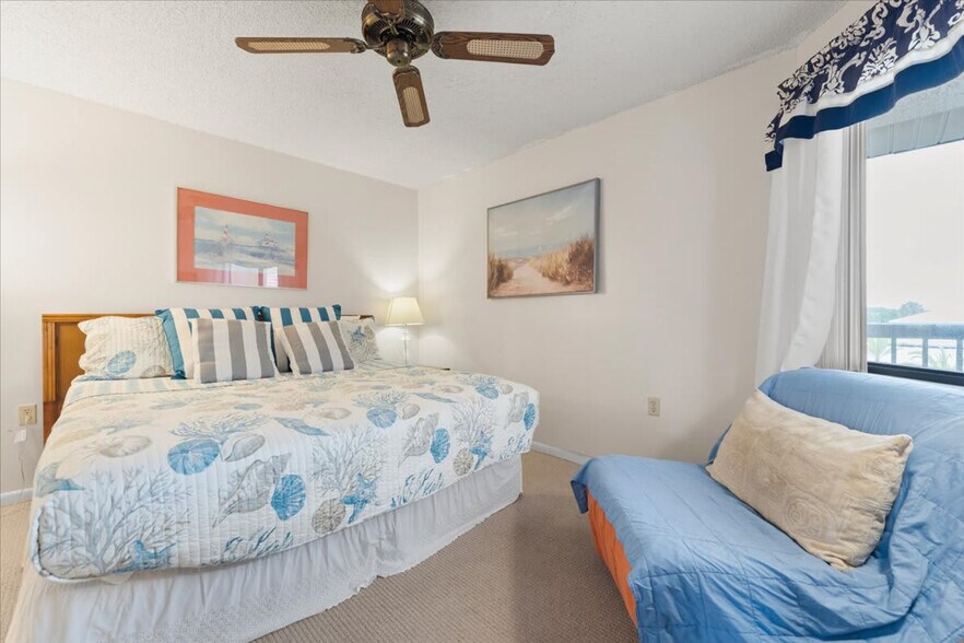 Building Photo - 4250 A1A S