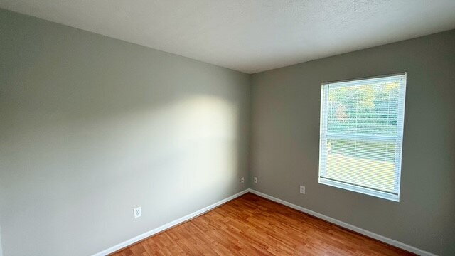 Building Photo - EAST- NEWER 4 BEDROOM 2 STORY HOME AVAILABLE NOW!