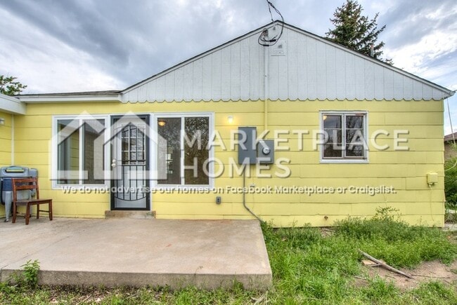 Building Photo - 3610 Oneida St