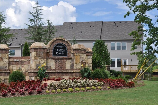 Building Photo - 1345 Endicott Ct