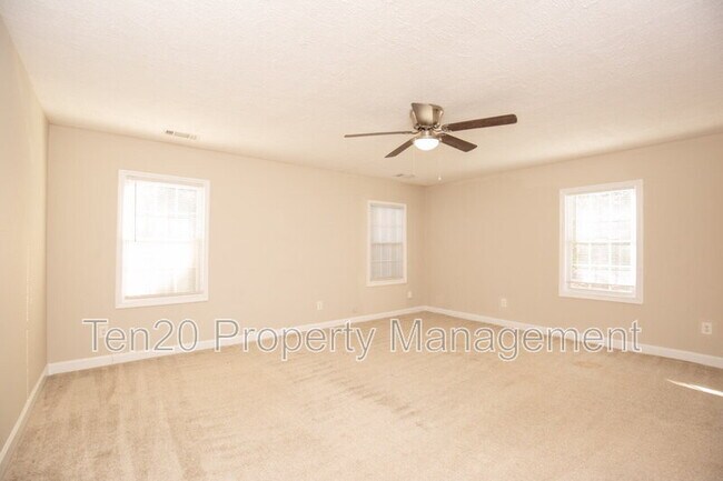 Building Photo - 3615 Phelts Dr