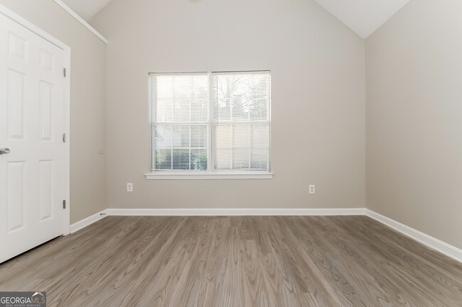 Building Photo - 5754 Star Flower Dr