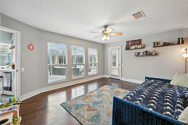 Building Photo - 6002 Costera Ln