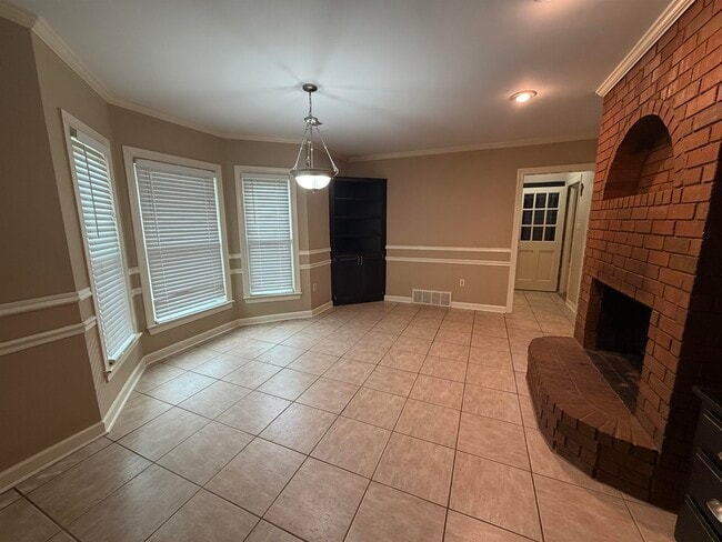 Building Photo - 956 Rolling Oaks Ln