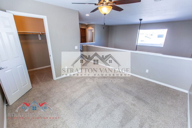 Building Photo - 544 N Alma School Rd