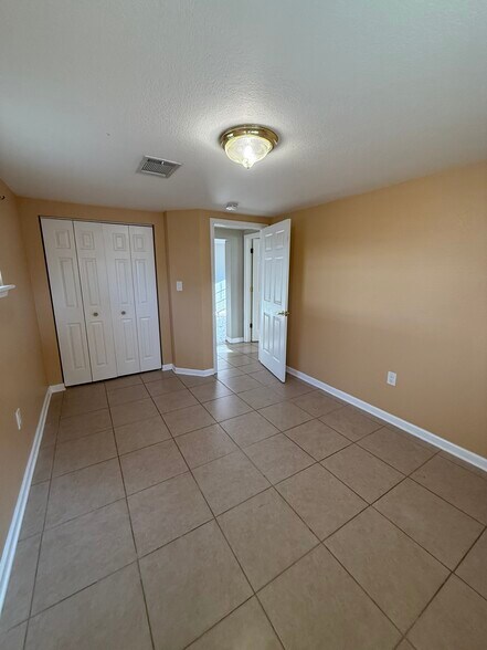 Building Photo - 2912 Delille St