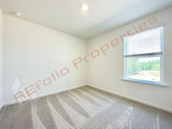 Building Photo - 1128 Goldenshrub St